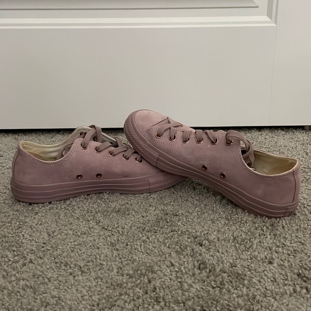 Converse: size 9 woman’s